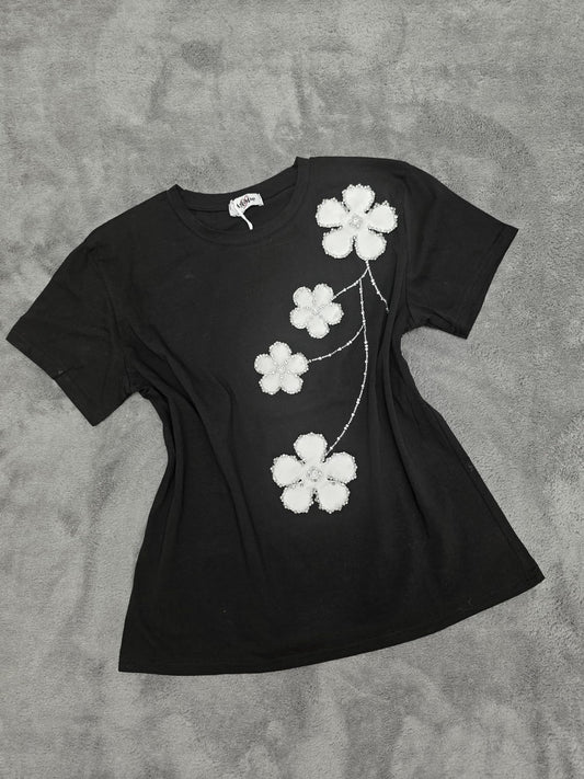 Tricou