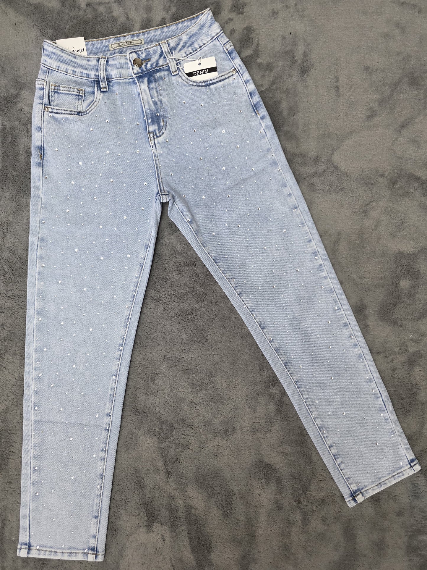 Blugi mom fit